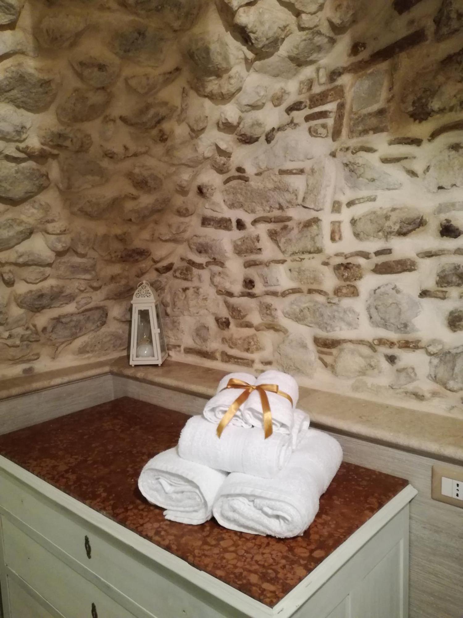 Dormire Nel Borgo Bovino Екстериор снимка